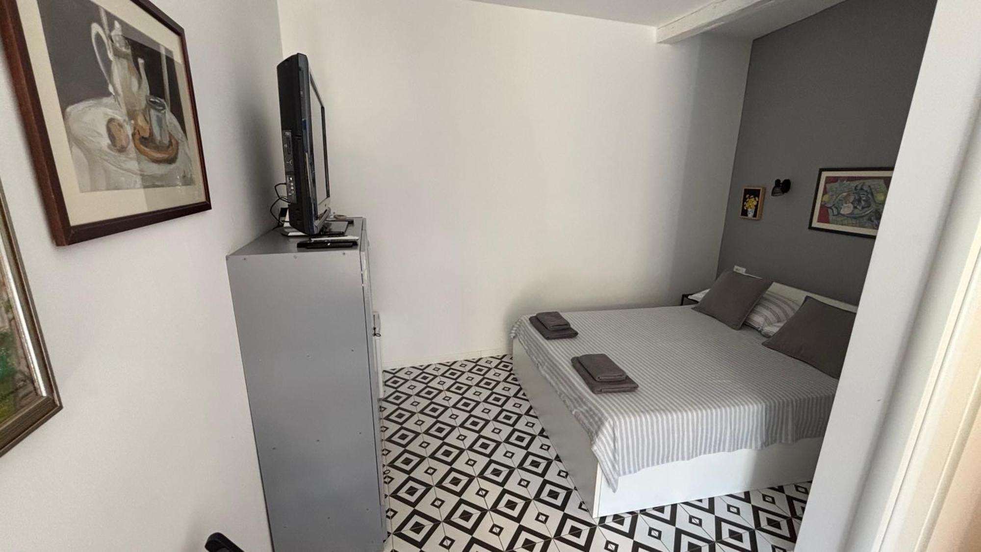 Apartment Ana Vis Exteriör bild