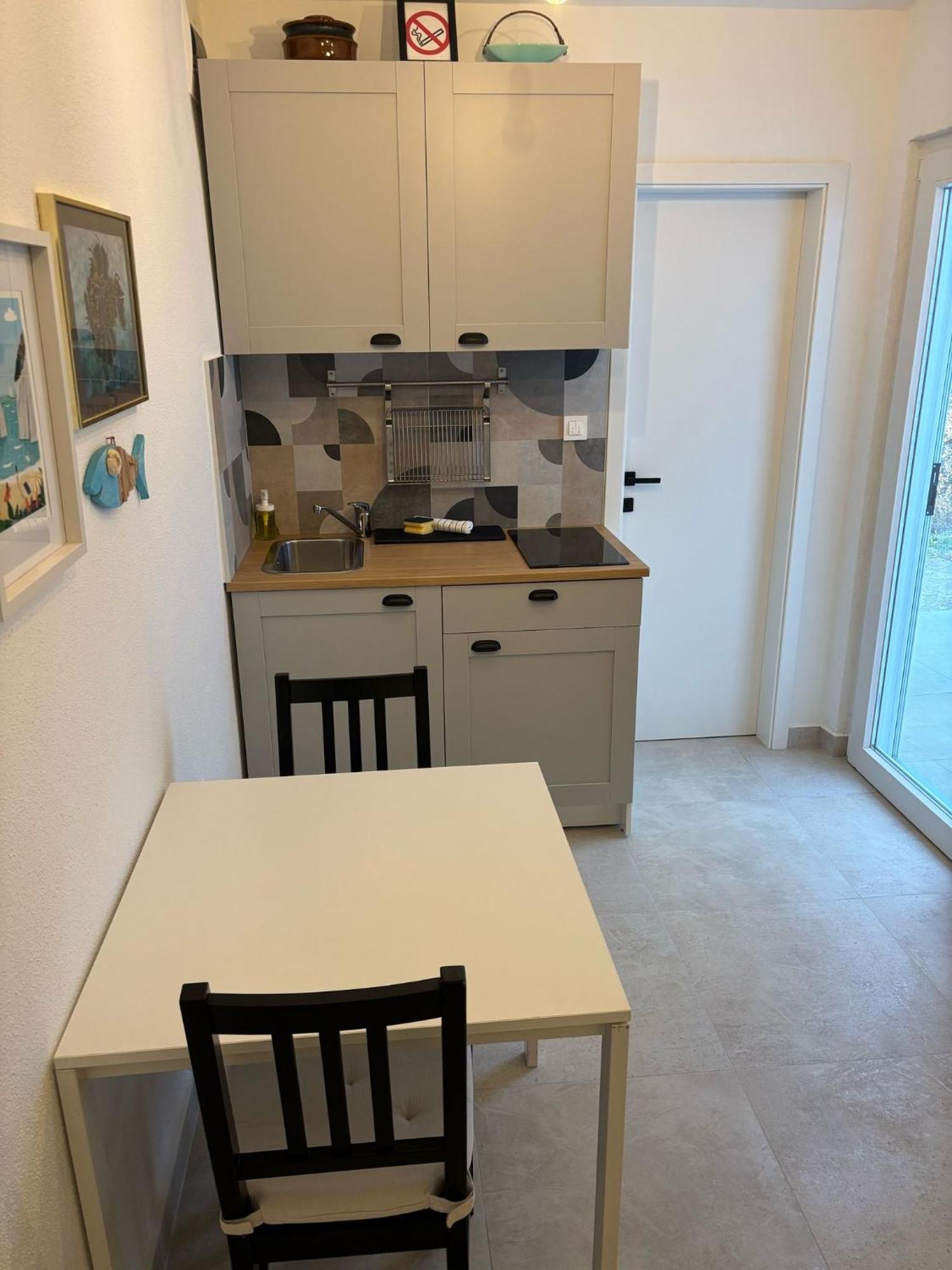 Apartment Ana Vis Exteriör bild